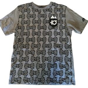 Nike KD Kevin Durant Bowtie Graphic T-Shirt Gray Basketball Large‎